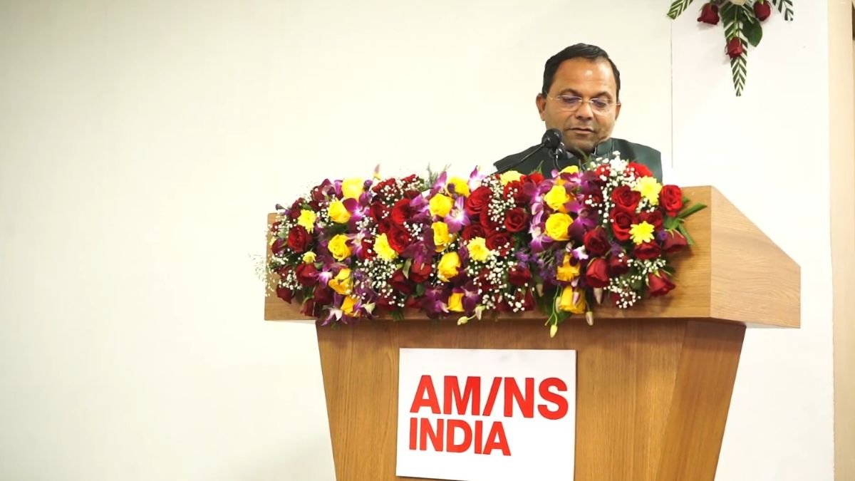 Minister Mukesh Patel lauds AM/NS India for CSR Initiatives and contributing towards employment generation