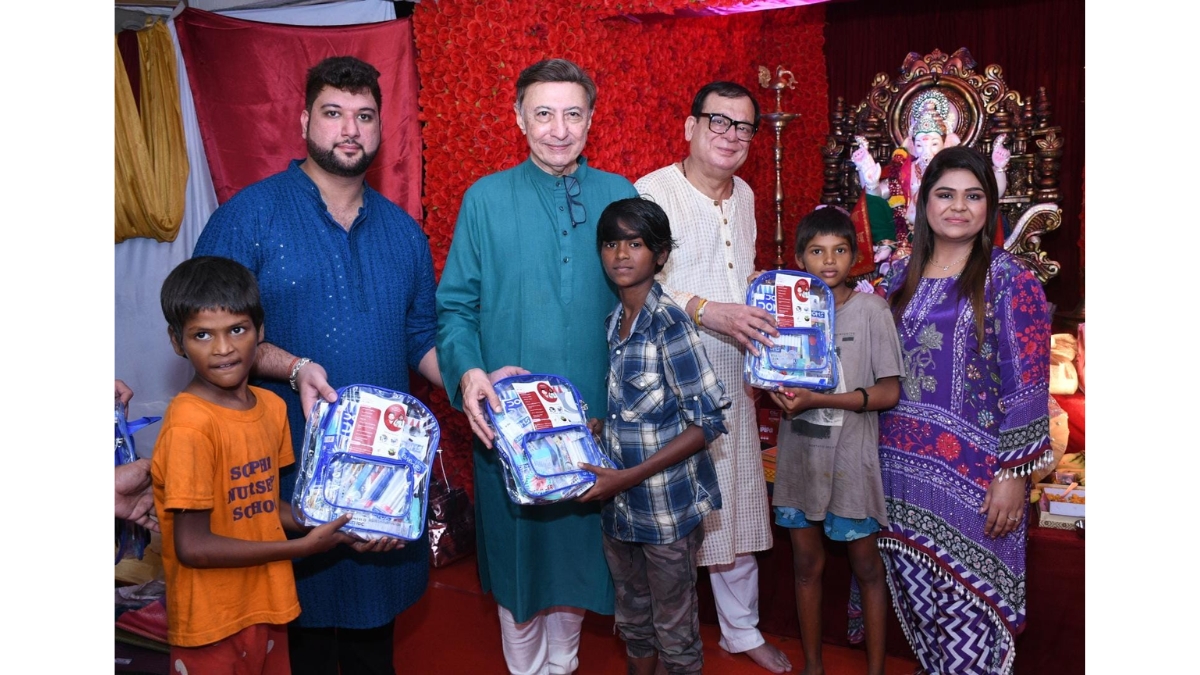 Star-studded Celebration of Ganapati, Mata Ki Chowki and 25 Years of community service